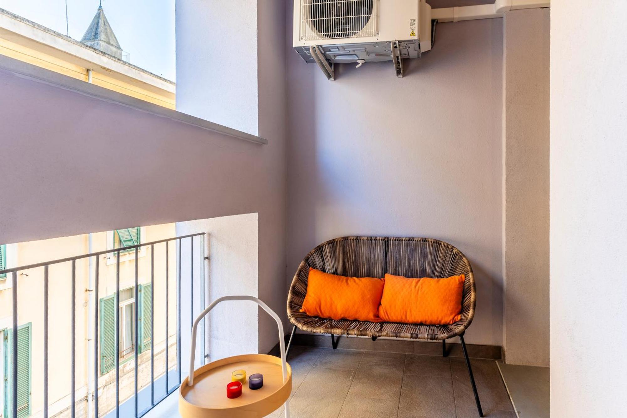 Piazza Cavallotti & Mercato Centrale Apartment! ليفورنو المظهر الخارجي الصورة
